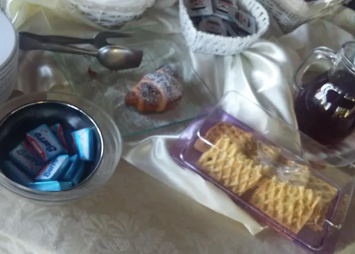 La Collinetta Sas מלון 2*