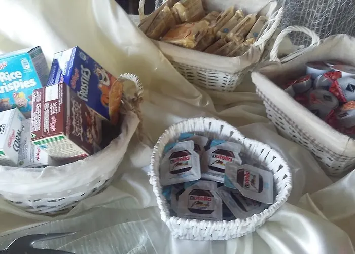 La Collinetta Sas מלון